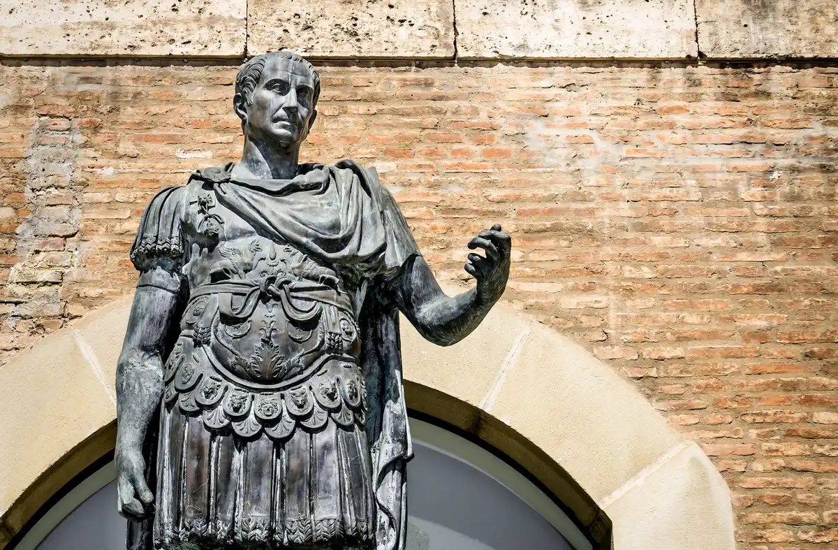 ¿Los hombres piensan en el imperio romano?